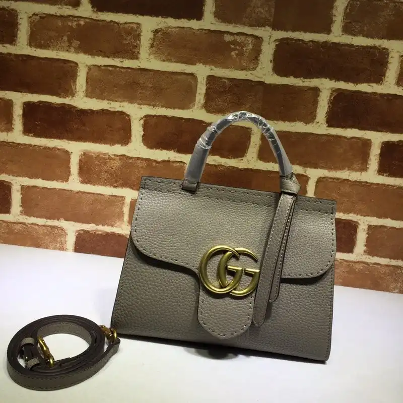 GUCCI GG Marmont shoulder bag