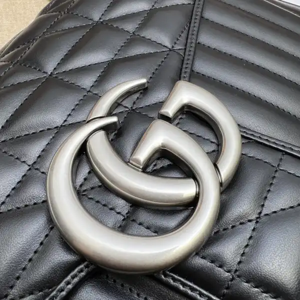 First bag ru Gucci GG Marmont 31CM