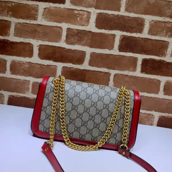 First bag ru Gucci GG Marmont 26CM