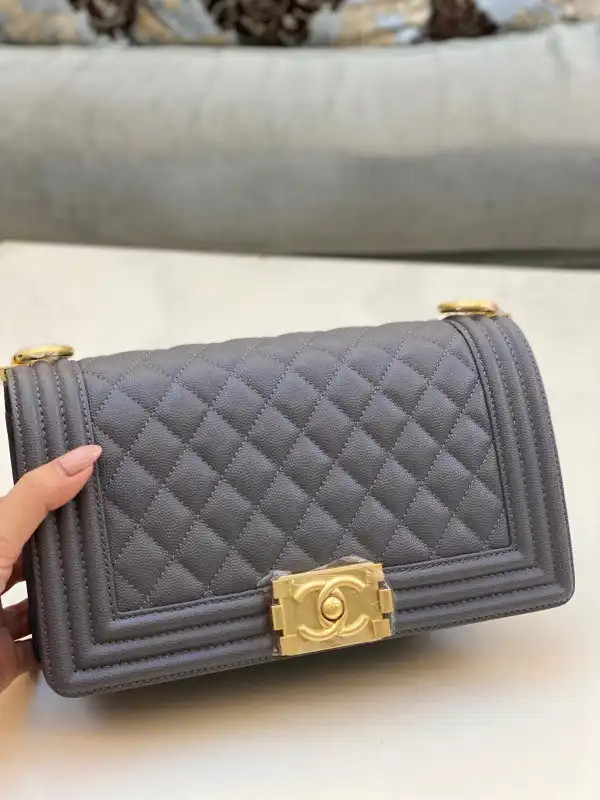 CHANEL BOY BAG 25CM