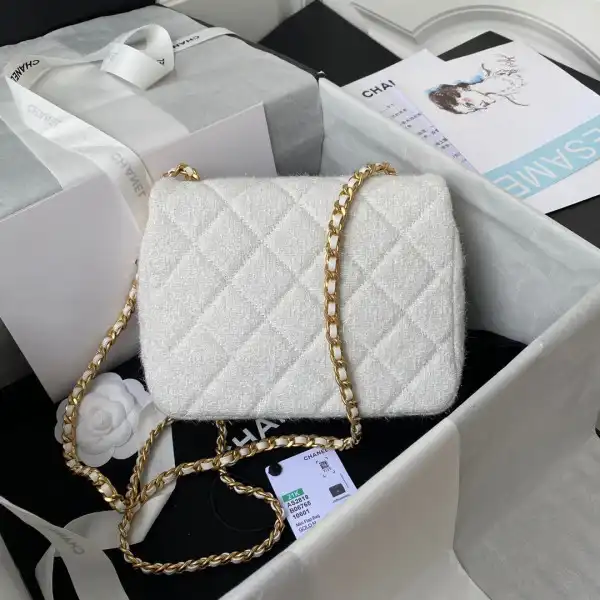 CHANEL FLAP BAG