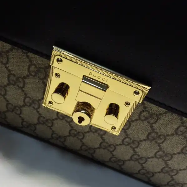 Bagsoffer Gucci Padlock