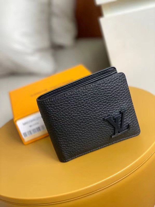 LOUIS VUITTON MULTIPLE WALLET