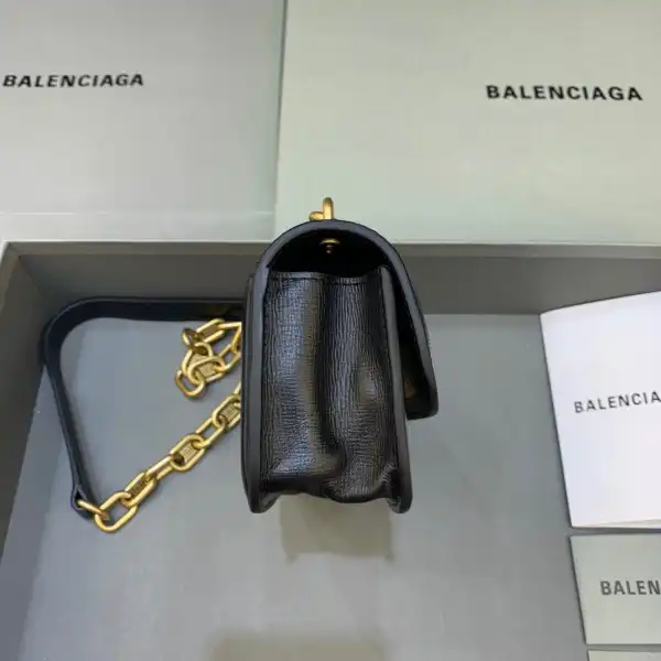 Firstbag Ru BALENCIAGA WOMEN'S GOSSIP