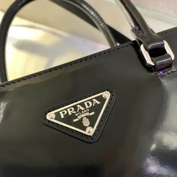 First bag ru PRADA LARGE brushed leather tote