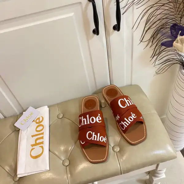 CHLOÉ woody flat mule