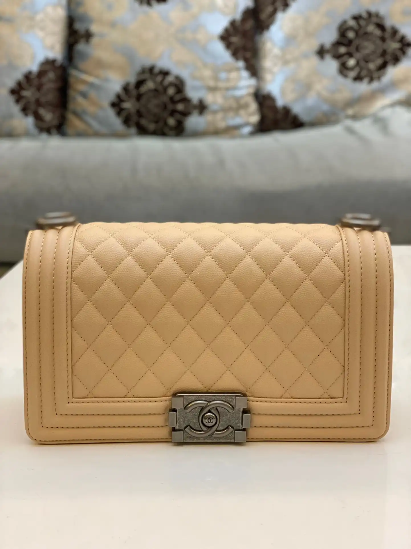 CHANEL BOY BAG 25CM