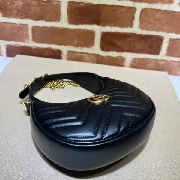 Frstbag ru GUCCI GG Marmont half-moon-shaped mini bag