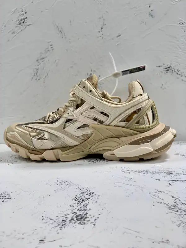 Yupoo bagsoffer BALENCIAGA TRACK.2