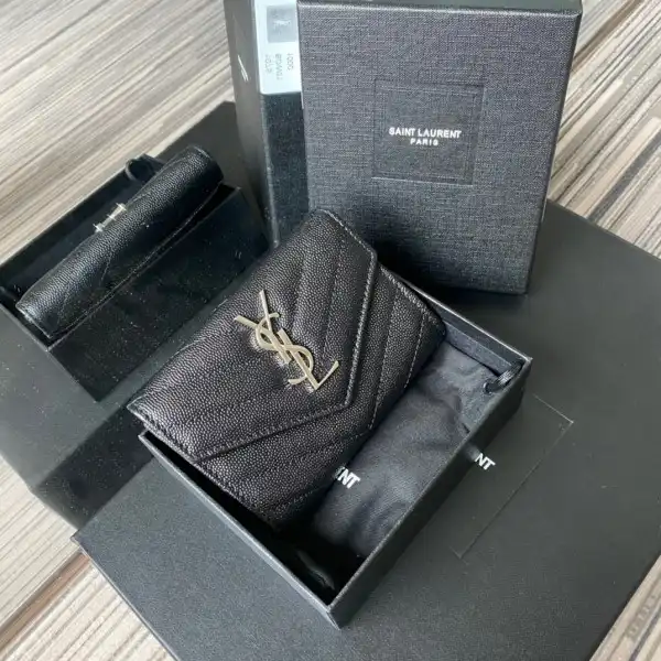 Firstbag Ru YSL MONOGRAM SMALL ENVELOPE WALLET IN