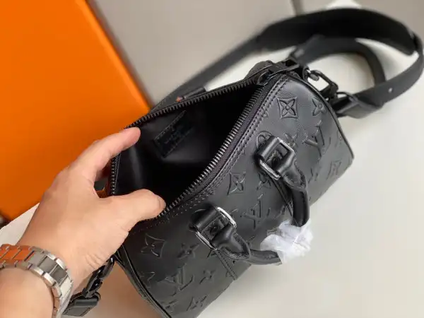 Frstbag ru LOUIS VUITTON KEEPALL XS