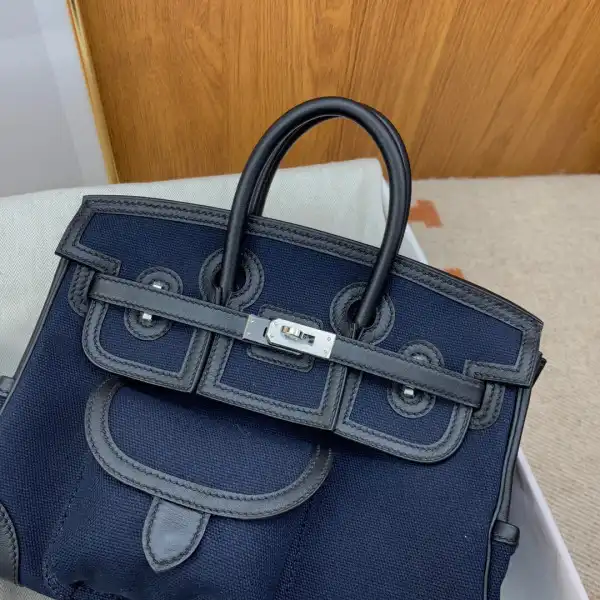 HERMES Cargo Birkin Bag Canvas and Swift 25