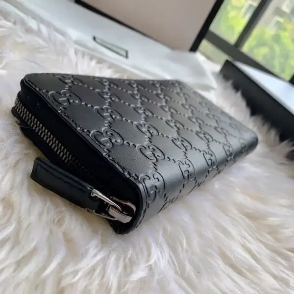 Affordable GUCCI LEATHER ZIP AROUND WALLET