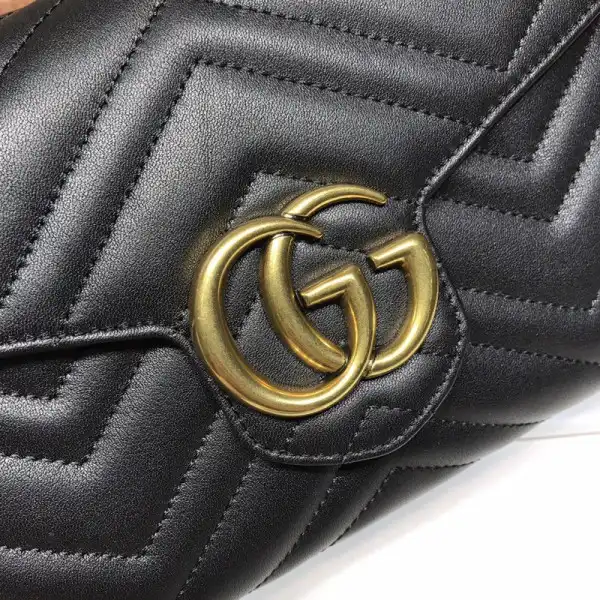 GUCCI GG MARMONT CHAIN WALLET