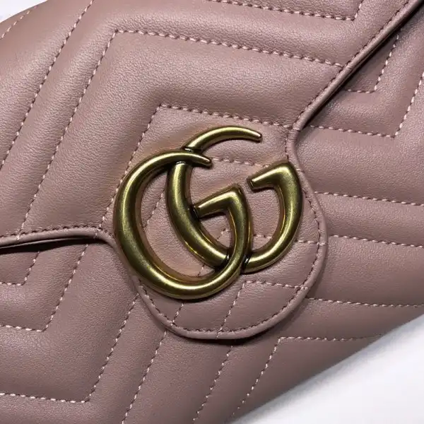 GUCCI GG MARMONT CHAIN WALLET