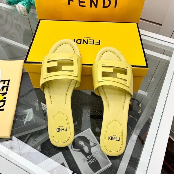 HOT SALE Fendi Signature