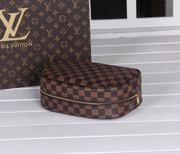 HOT SALE LOUIS VUITTON TOILETRY BAG