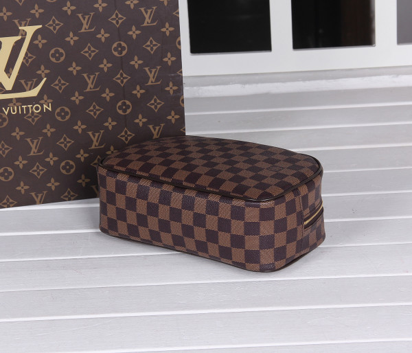 HOT SALE LOUIS VUITTON TOILETRY BAG