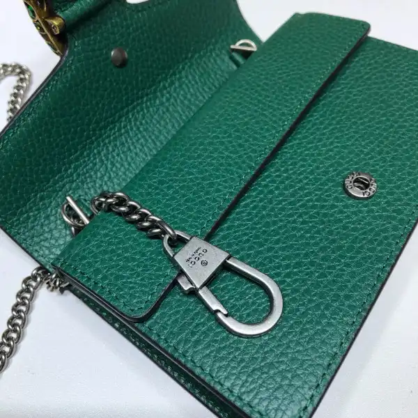 First Bag Ru GUCCI Dionysus super mini bag