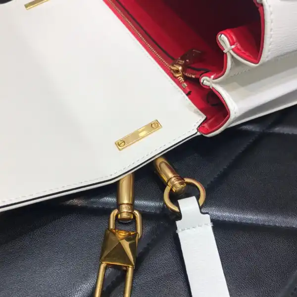 Valentino STUD SIGN SHOULDER BAG