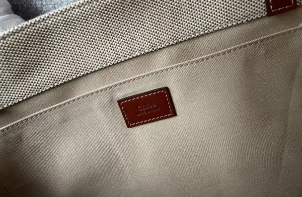 Bagsoffer CHLOÉ LARGE WOODY TOTE BAG