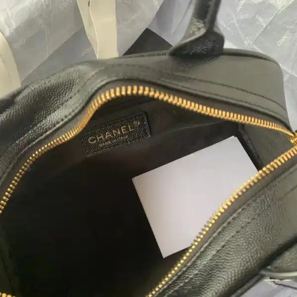 CHANEL VINTAGEP BAG