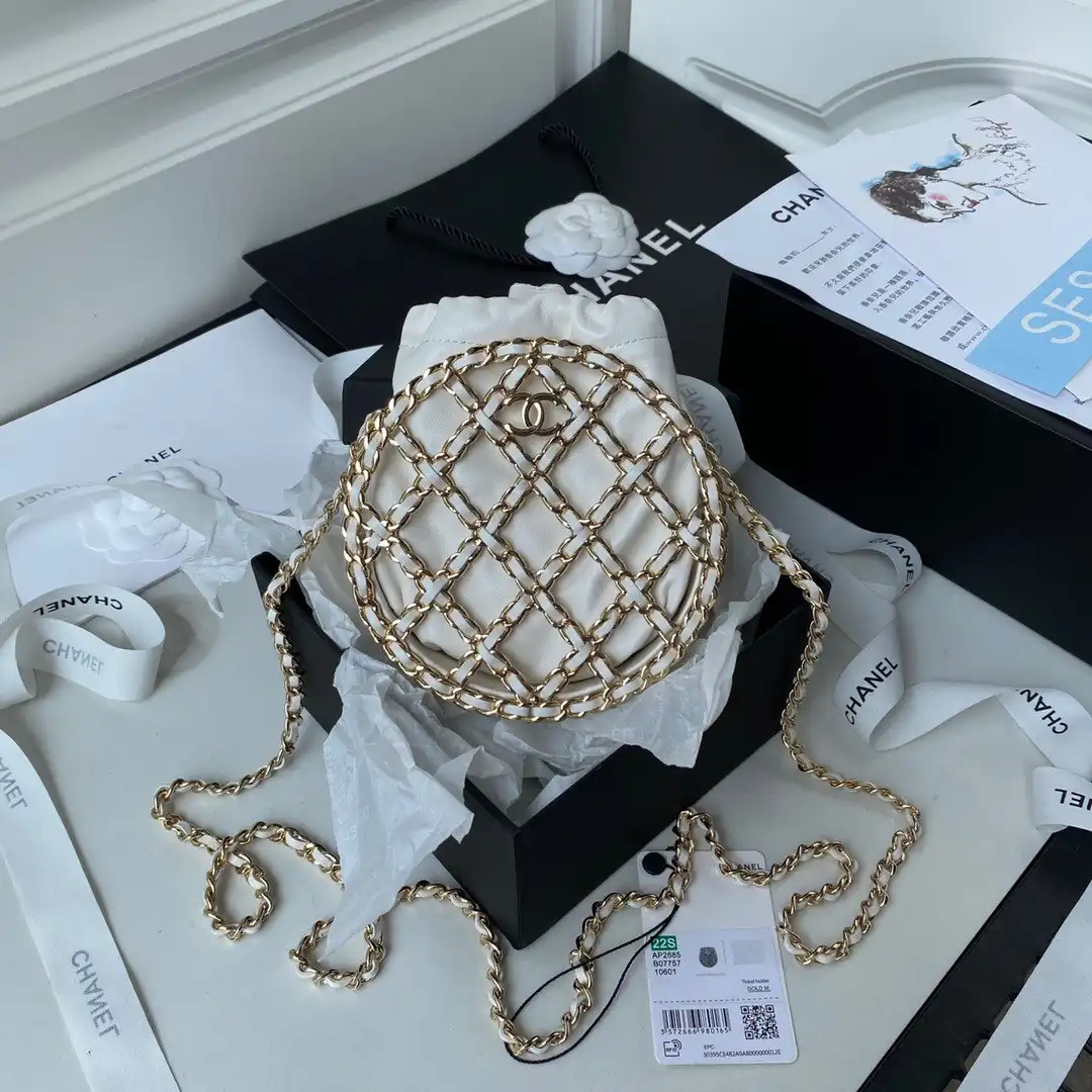 CHANEL ROUND BAG