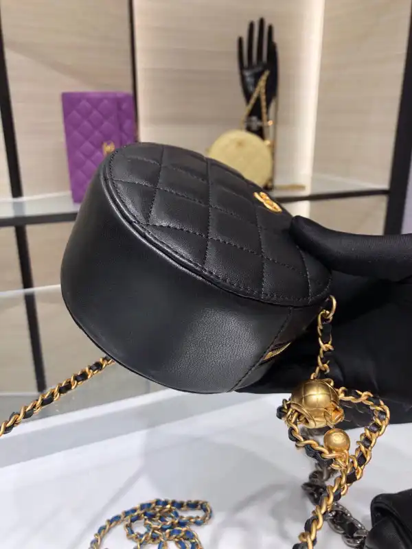 CHANEL ROUND BAG