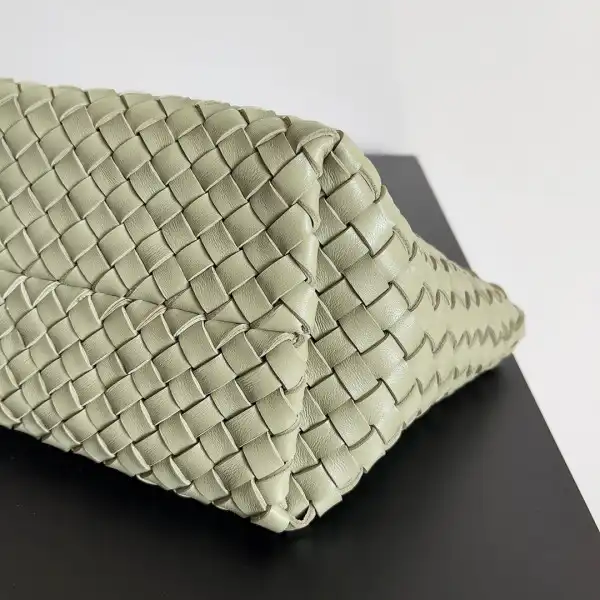 Frstbag ru BOTTEGA VENETA MINI CABAT