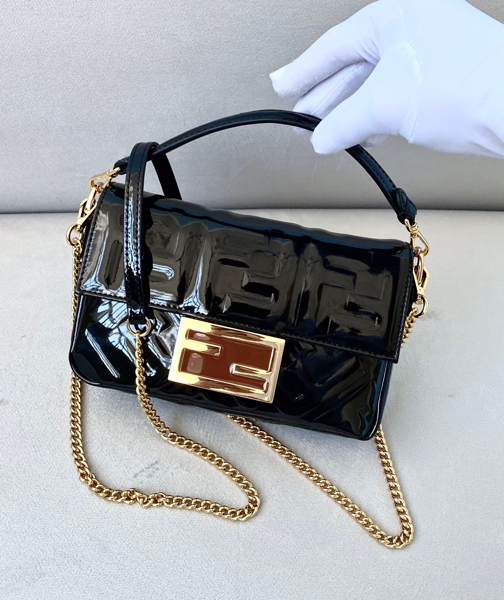 HOT SALE FENDI BAGUETTE MINI