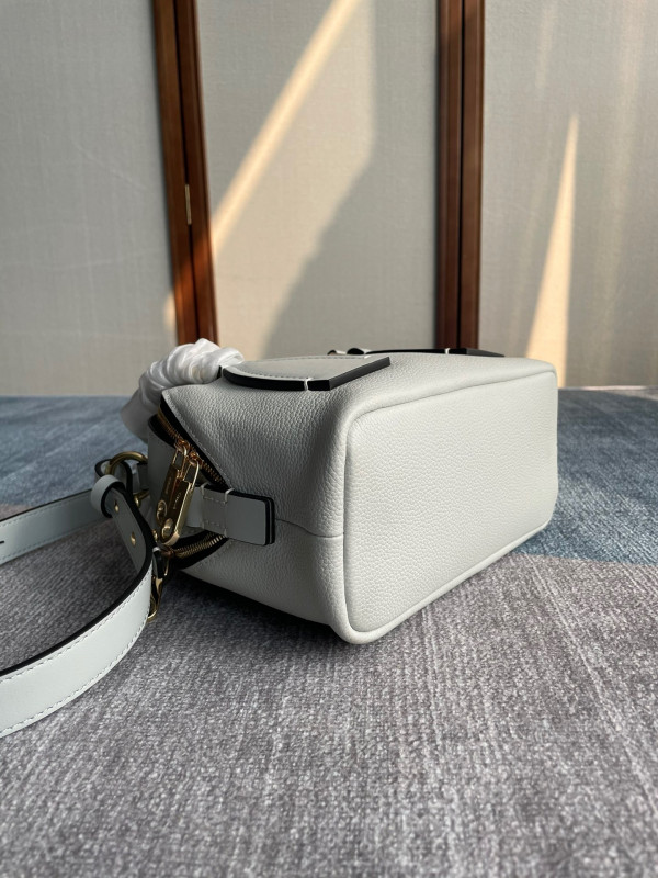 HOT SALE CHLOÉ SMALL DARIA BAG