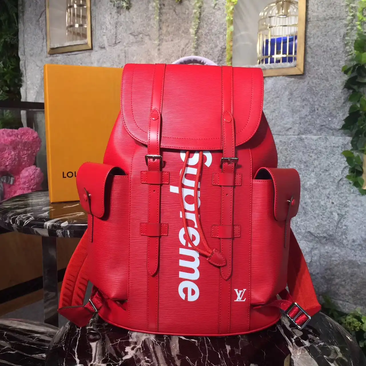 First bag ru Louis Vuitton Supreme backpack