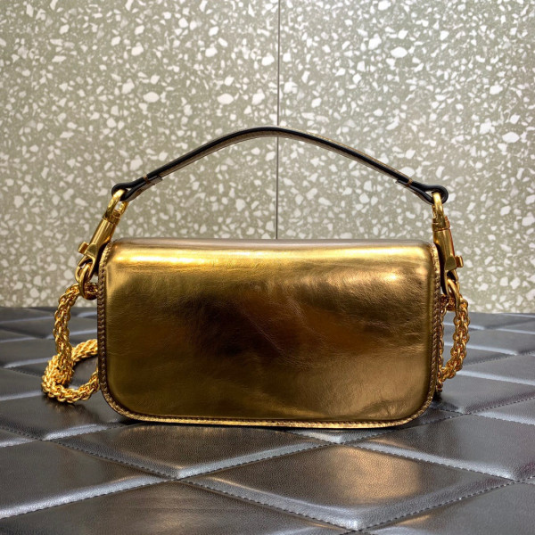 HOT SALE VALENTINO LOCÒ SMALL SHOULDER BAG IN CALFSKIN