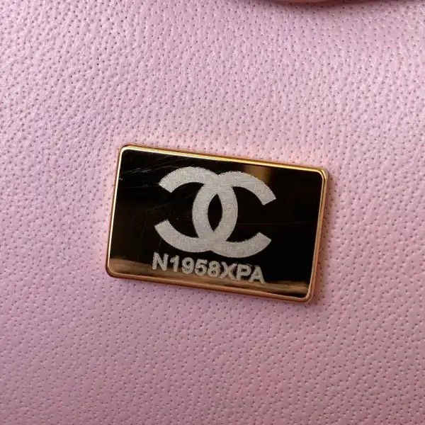 CHANEL FLAP BAG 17CM