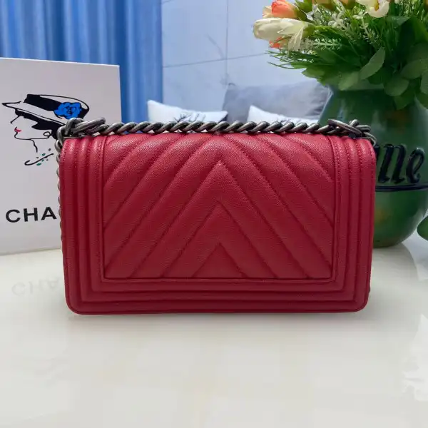 CHANEL BOY BAG 25CM