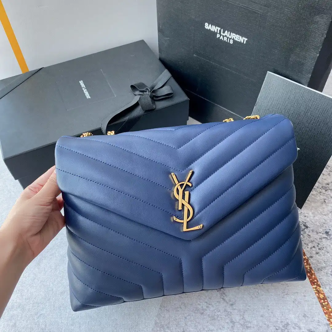 YSL LOULOU MEDIUM