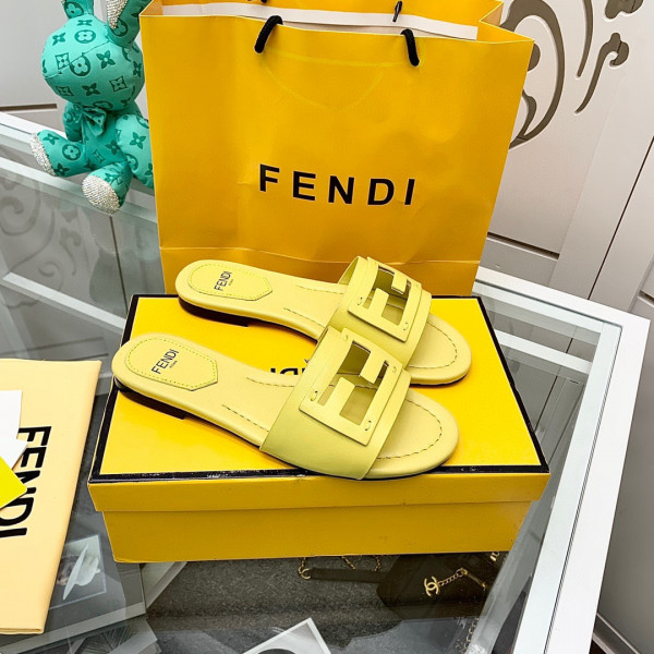 HOT SALE Fendi Signature