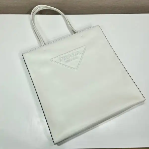 PRADA Leather tote bag