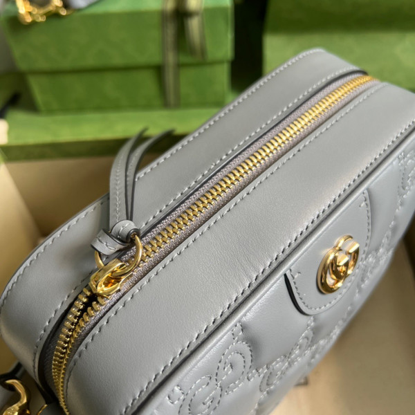 HOT SALE Gucci GG matelassé leather shoulder bag