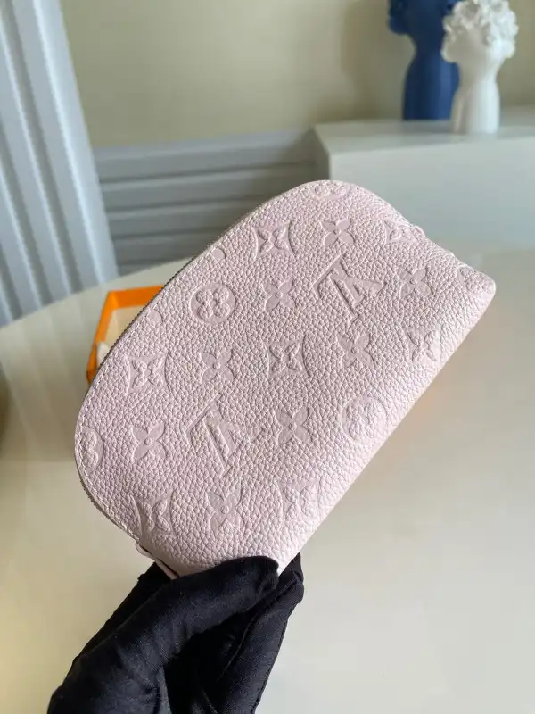 Aaa replica ru LOUIS VUITTON COSMETIC POUCH