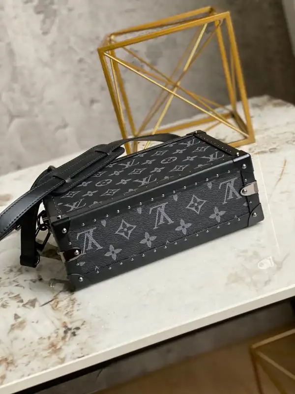 First bag ru LOUIS VUITTON CHANELUTCH BOX