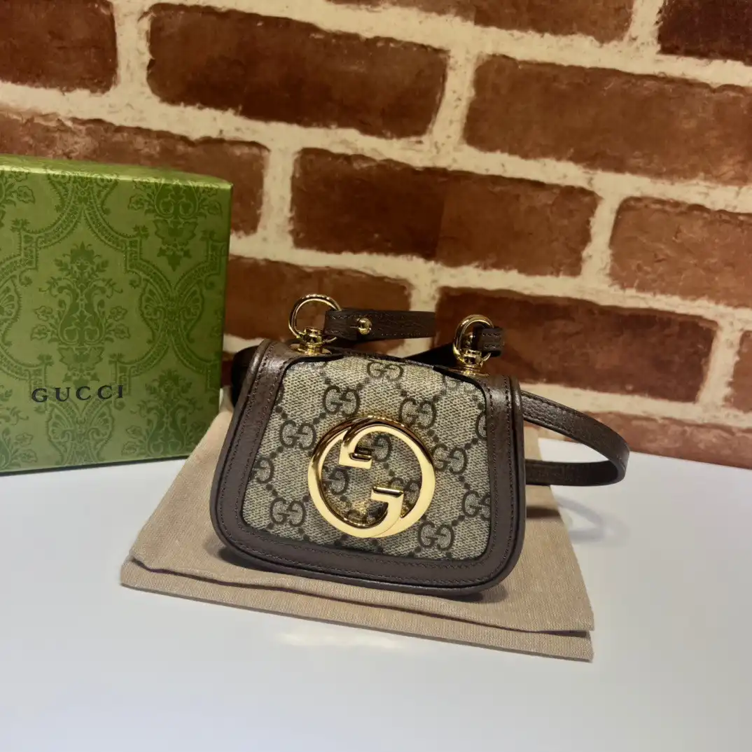 Gucci Blondie card case wallet