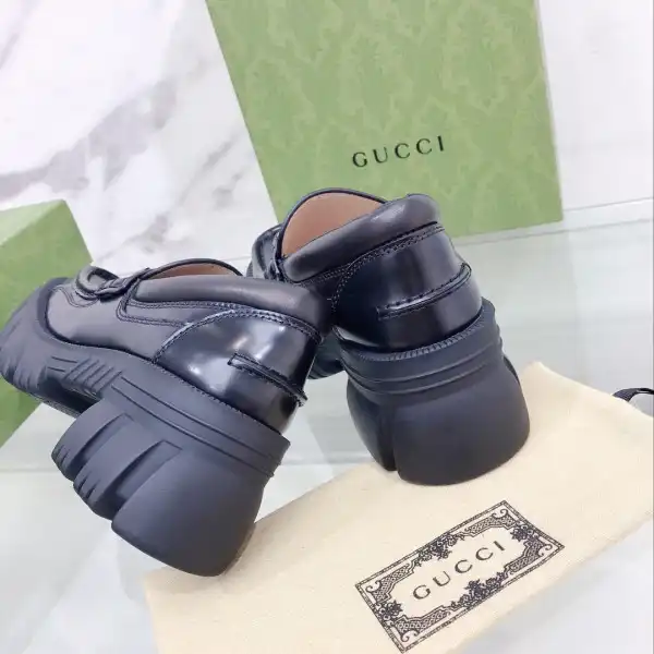 GUCCI loafer with Horsebit