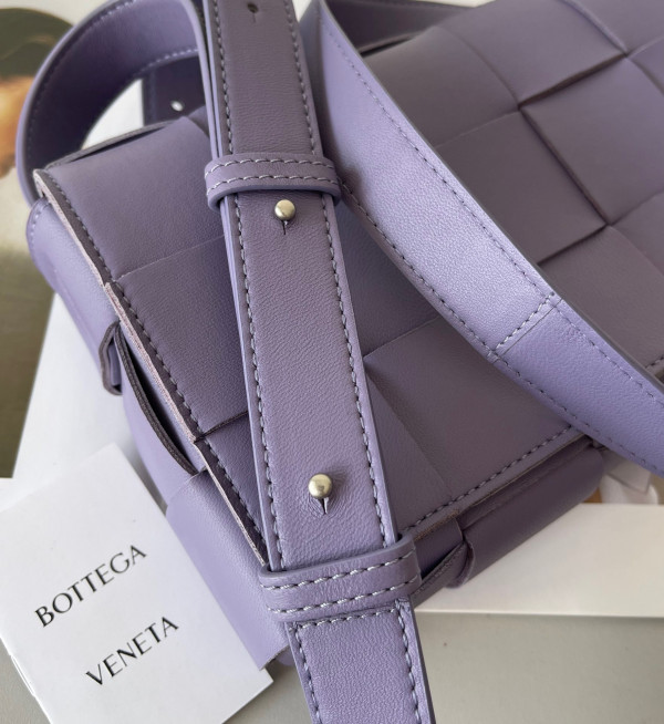 HOT SALE BOTTEGA VENETA CASSETTE