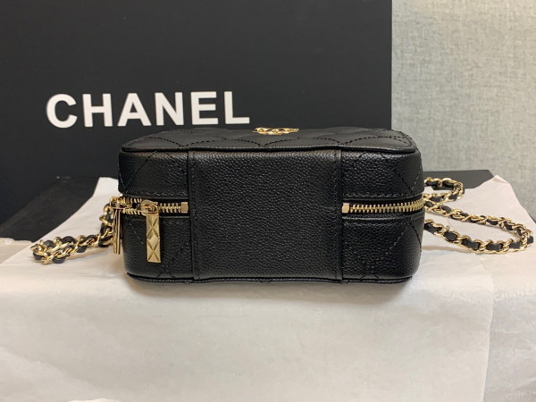 CL VANITY CASE