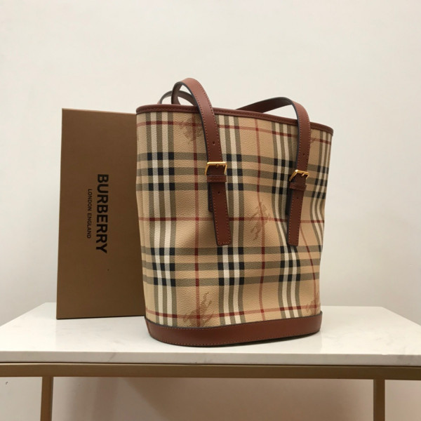 BURBERRY Tote Bag