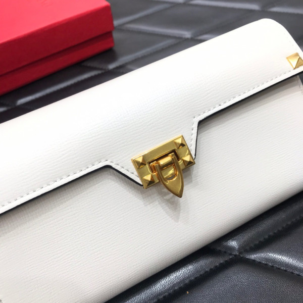 HOT SALE VALENTINO ROCKSTUD WALLET