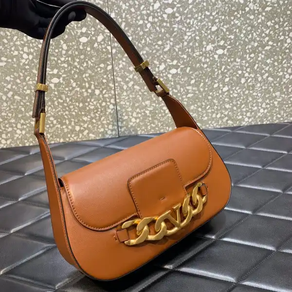 VALENTINO VLOGO CHAIN SHOULDER BAG IN CALFSKIN