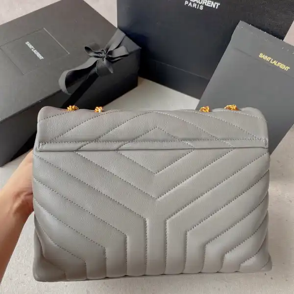 Firstbag Ru YSL LOULOU MEDIUM