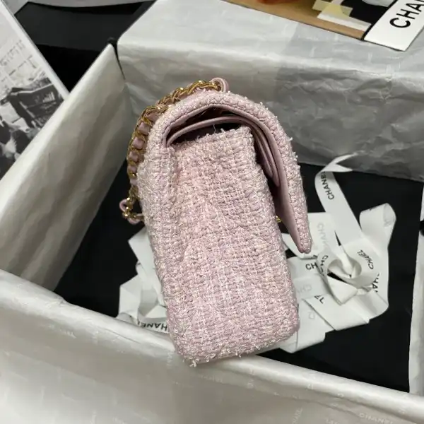 CHANEL CHANELASSIC HANDBAG